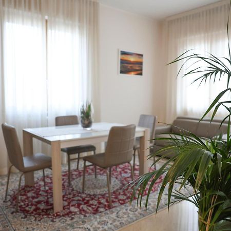דירות Blancohouse - Berto Luxury Rimini Centro Storico מראה חיצוני תמונה