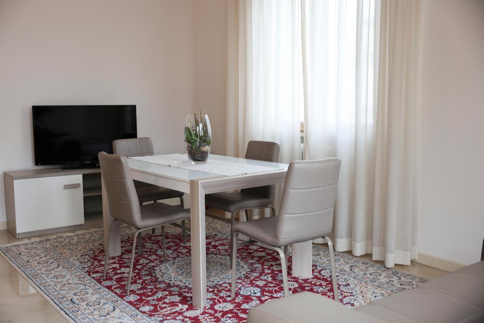דירות Blancohouse - Berto Luxury Rimini Centro Storico מראה חיצוני תמונה